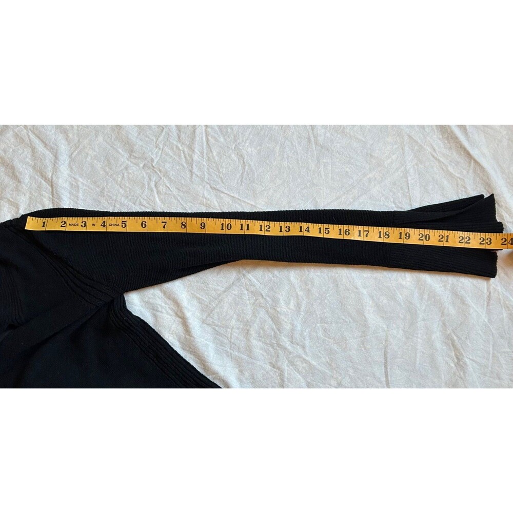 Free People Black V-Neck Sweater - Picture 10 of 10